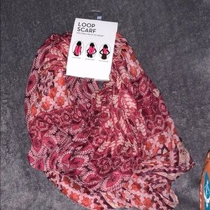 BRAND NEW Infinity Scarf
